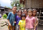 Thailand, Laos Aug02 149  Børn i en landsby ved Mekong floden Laos